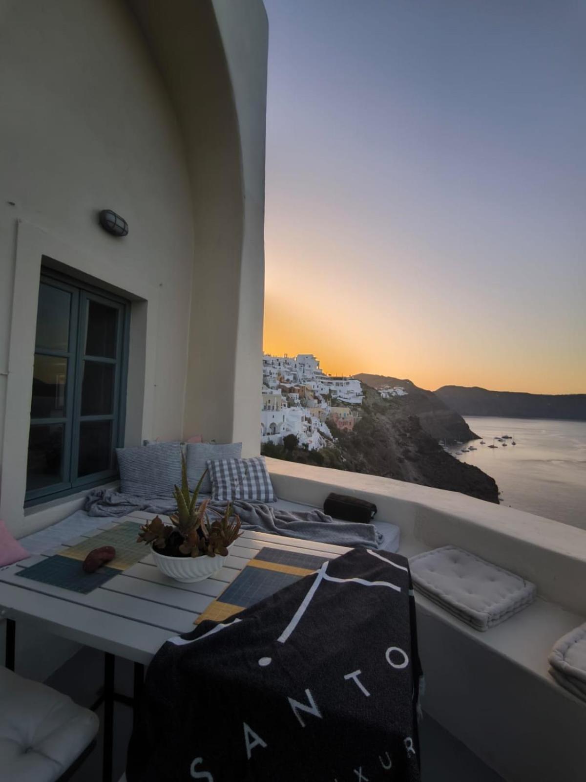 Elias Cave House 270O Caldera View Oia Apartment Bagian luar foto